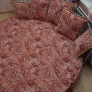 Продам отличный мягкий диван 